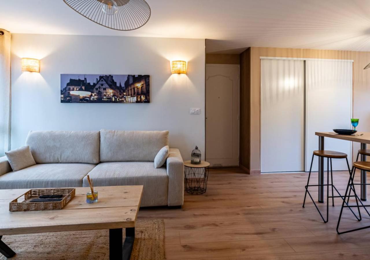 Le Carrousel Avec Parking Prive Apartment Dijon Bagian luar foto